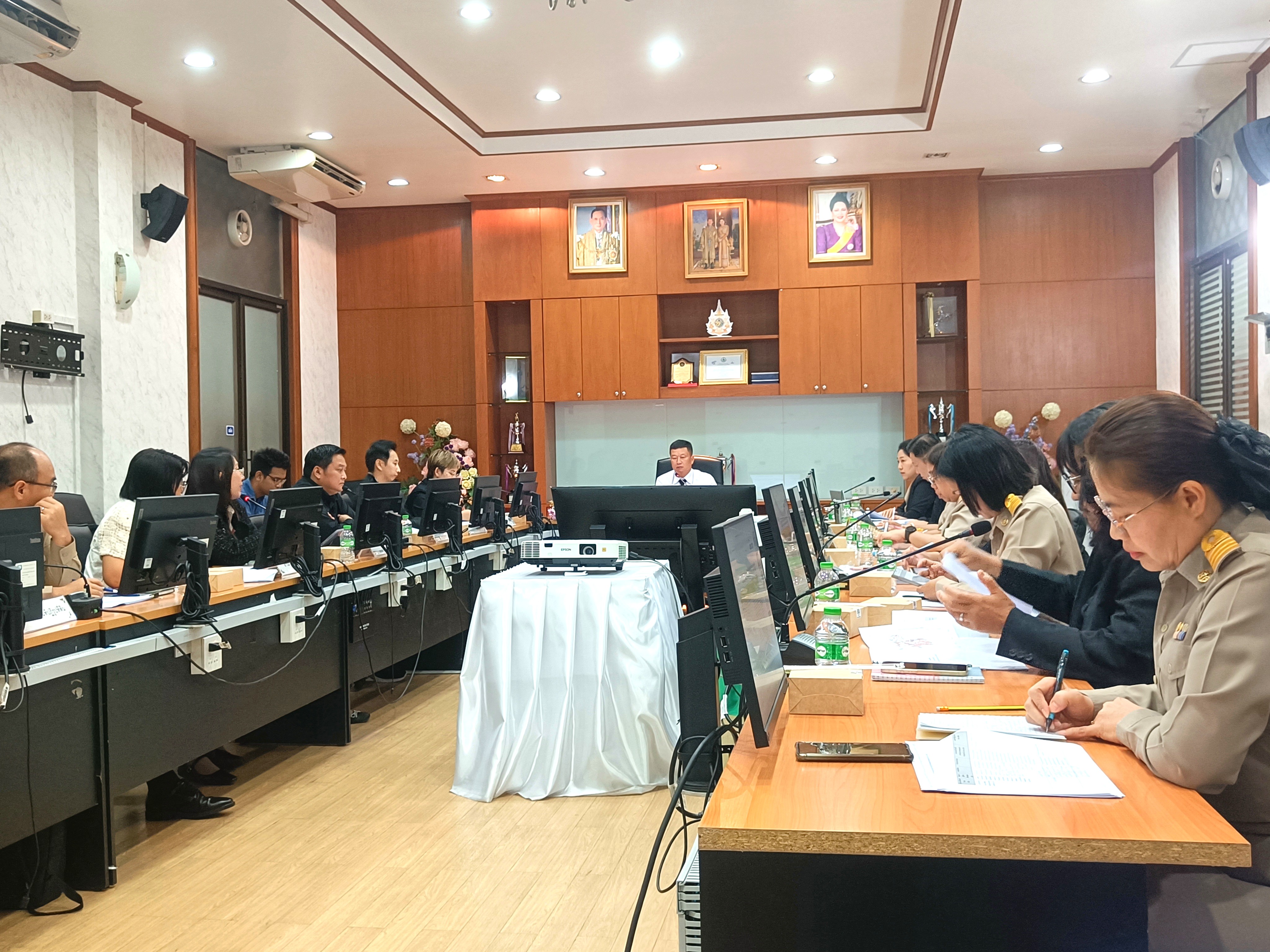 title - ประชุมคณะทำงานจัดวางระบบควบคุมภายใน และบริหารความเสี่ยงของสำนักงานการปฏิรูปที่ดินเพื่อเกษตรกรรม ครั้งที่&nbsp;2/2569 พร้อมประชุมผ่านระบบออนไลน์&nbsp;GDCC Space Plus